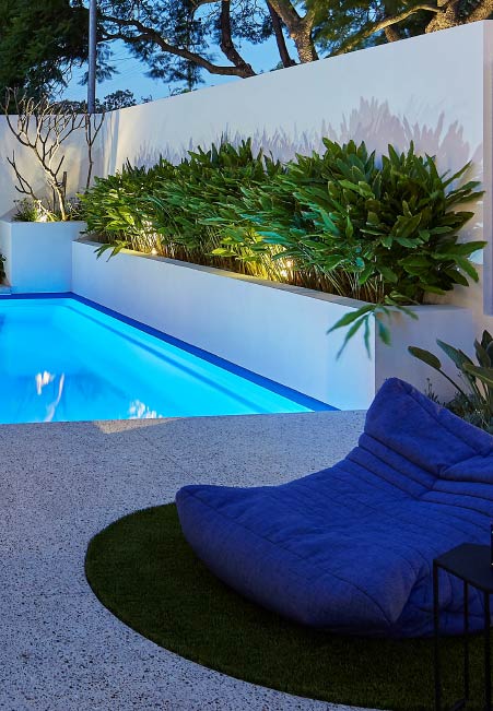 aussie-movie-marathon-poolside-flicked-with-fibreglass-pools-sydeney-blogimage2-m