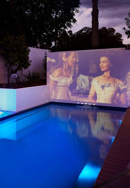 aussie-movie-marathon-poolside-flicks-blogimage1-m