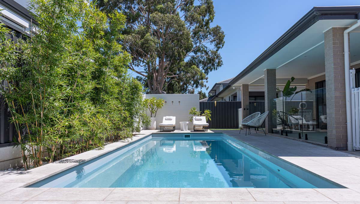 brampton-lap-pool-10.1m-3.5m-silver-shimmer-plympton-park-galleryimage-22.jpg
