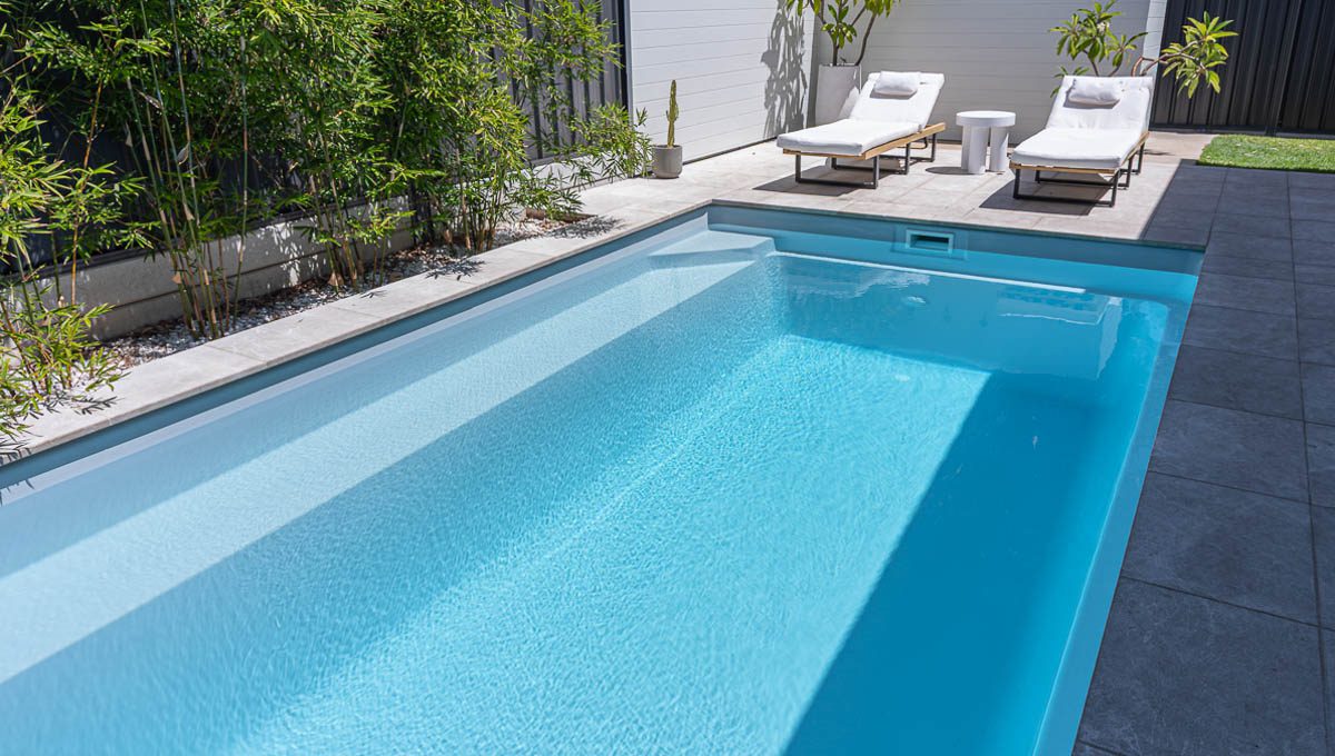 brampton-lap-pool-10.1m-3.5m-silver-shimmer-plympton-park-galleryimage-25.jpg