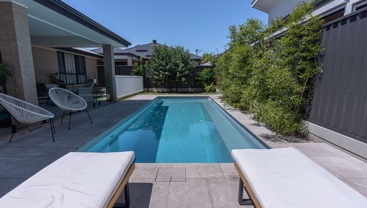 brampton-lap-pool-10.1m-3.5m-silver-shimmer-plympton-park-galleryimage-30.jpg