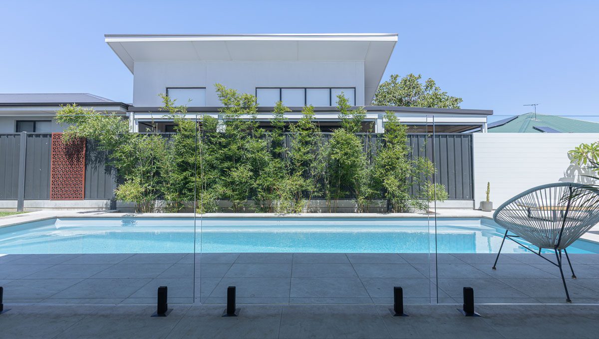 brampton-lap-pool-10.1m-3.5m-silver-shimmer-plympton-park-galleryimage-8.jpg
