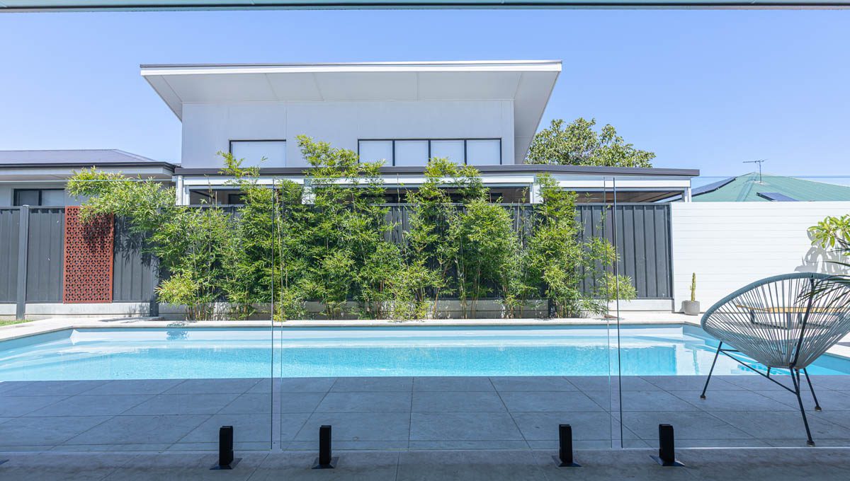 brampton-lap-pool-10.1m-3.5m-silver-shimmer-plympton-park-galleryimage-9.jpg