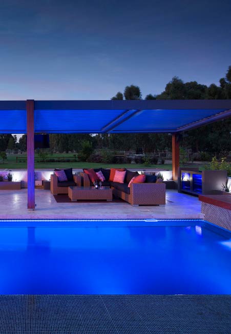 which-poolside-lighting-fixtures-are-best-for-your-space-blogimage2-m